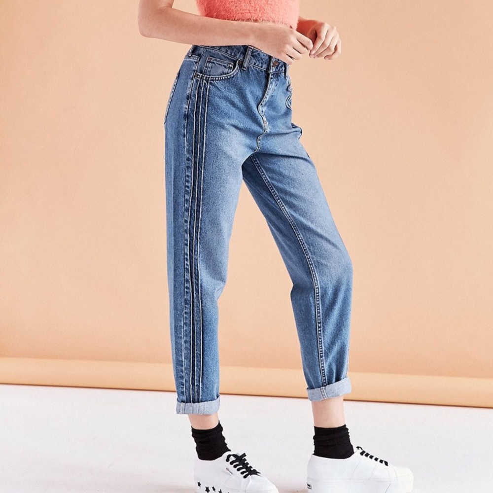 BDG Pintuck Mom Jeans